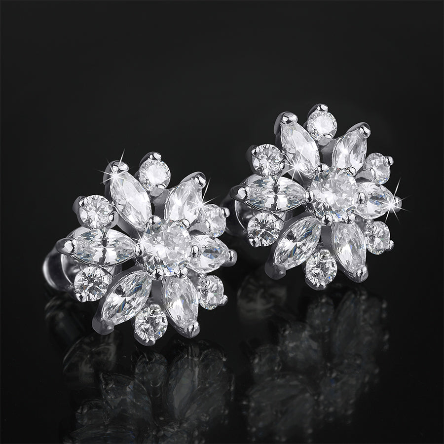 Women's Elegant Sim Diamond Stud Earrings 1.5 cttw Silver Plated