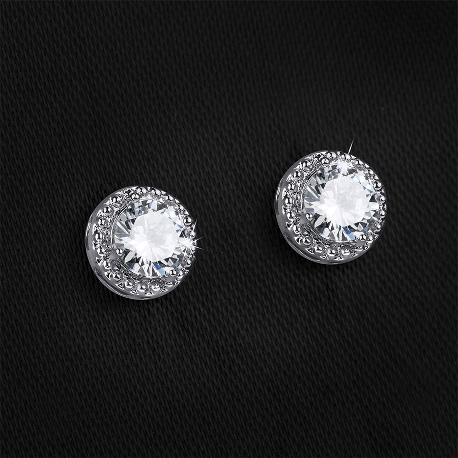 Gorgeous Simulated Diamond Stud Earrings 5mm 0.50 CT For Her Wedding Accessories