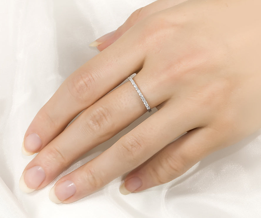 0.15 Carat CT 2mm Women's Wedding Band Ring Round Cut Solid Silver Sizes 4-10