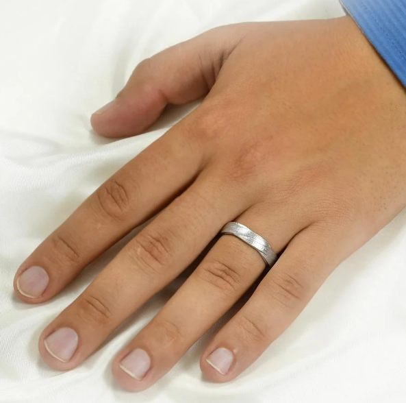 Sterling Silver 5mm Men's Textured Round Layered Infinity Band Ring